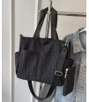 Handbags Closeout . 932 Units. EXW Los Angeles 
